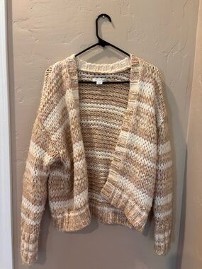 Women’s neutral cardigan